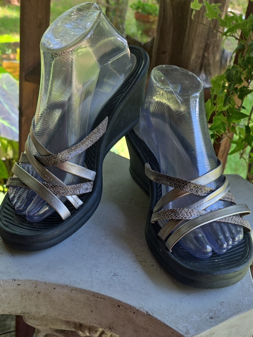 Skechers Rumbler Wave New Lassie Strappy Wedge Sandal Size 10